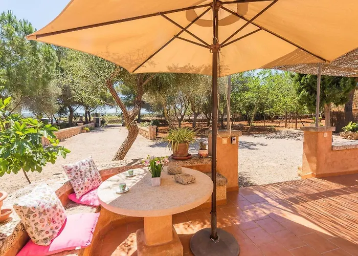 Unterkunft Villa Es Tres Pins